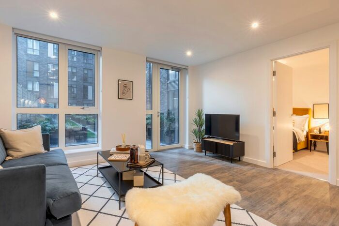 1 Bedroom Flat To Rent In Strand Street, Liverpool, L1