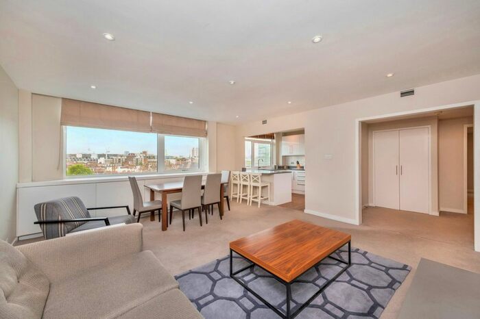 2 Bedroom Flat To Rent In Sloane Square House, Holbein Place, SW1W