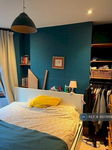 3 Bedroom Maisonette To Rent In North View Road, London, N8