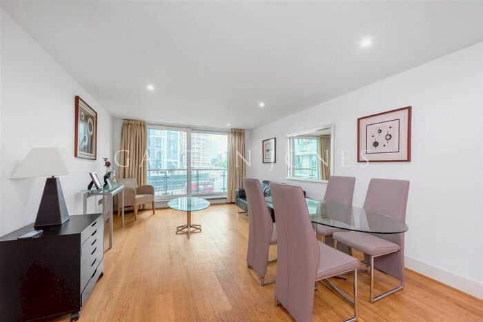 1 Bedroom Flat To Rent In Kestrel House, St. George Wharf, Nine Elms, London, SW8
