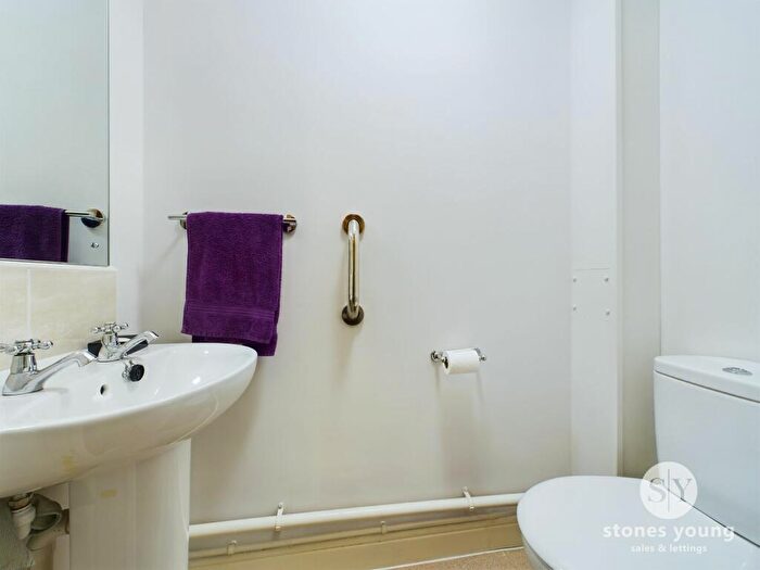2 Bedroom End Of Terrace House For Sale In Preston New Road, Arrowsmith House Preston New Road, BB2