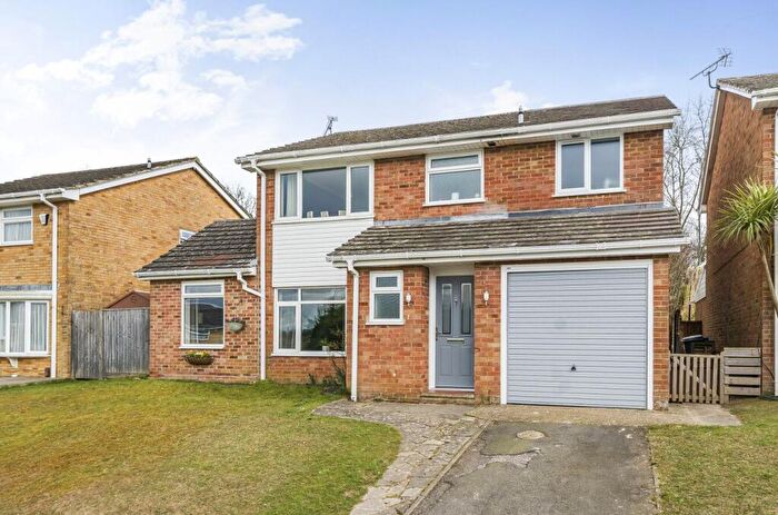 4 Bedroom Detached House For Sale In Caerleon Drive, Andover, SP10