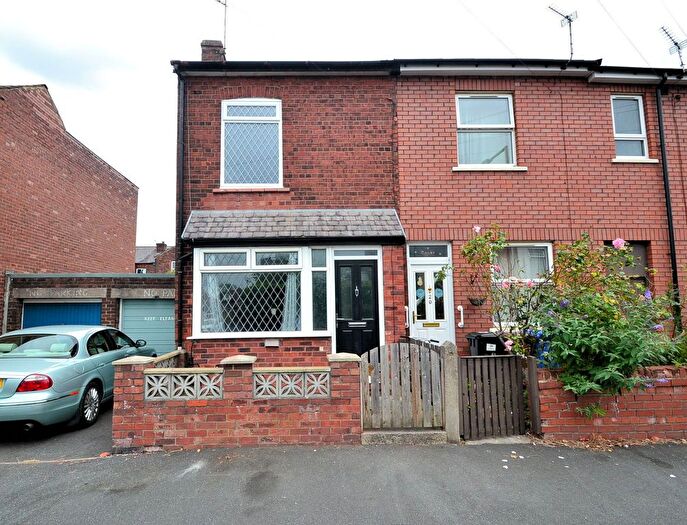 2 Bedroom End Of Terrace House For Sale In Forbes Road, Offerton, Stockport, SK1