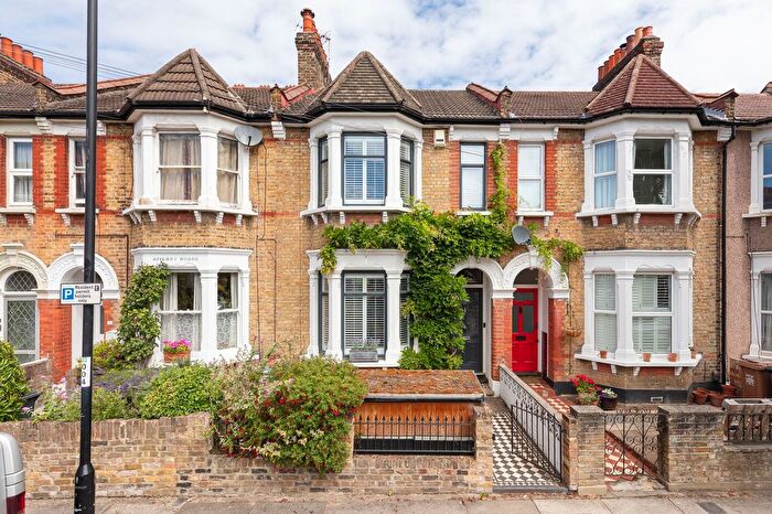 4 Bedroom Terraced House For Sale In Medusa Road, London, SE6