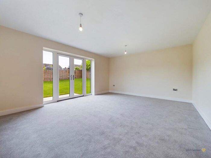 4 Bedroom Detached House For Sale In Uttoxeter Road, Alton, ST10