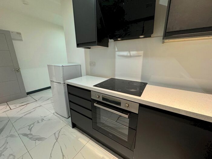 1 Bedroom Studio To Rent In London Road, Croydon, CR0