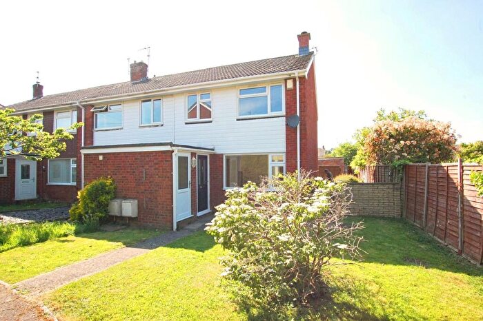 3 Bedroom End Of Terrace House To Rent In Firs Court, Keynsham, Bristol, BS31