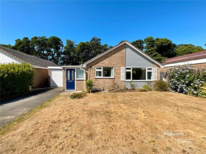2 Bedroom Bungalow For Sale In Treeside, Christchurch, Dorset, BH23