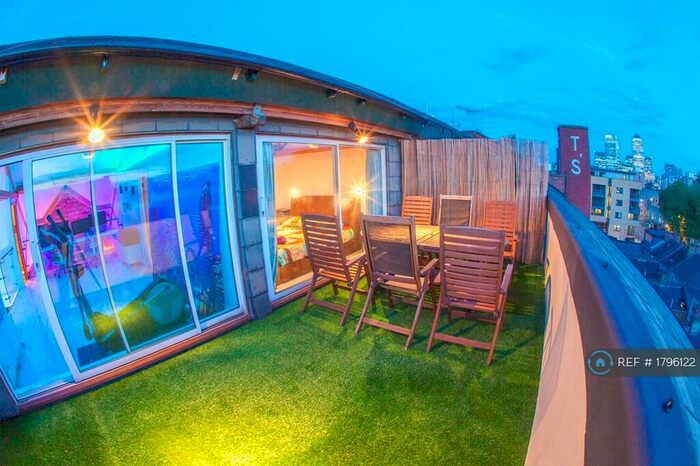 4 Bedroom Maisonette To Rent In Patent House, London, E14