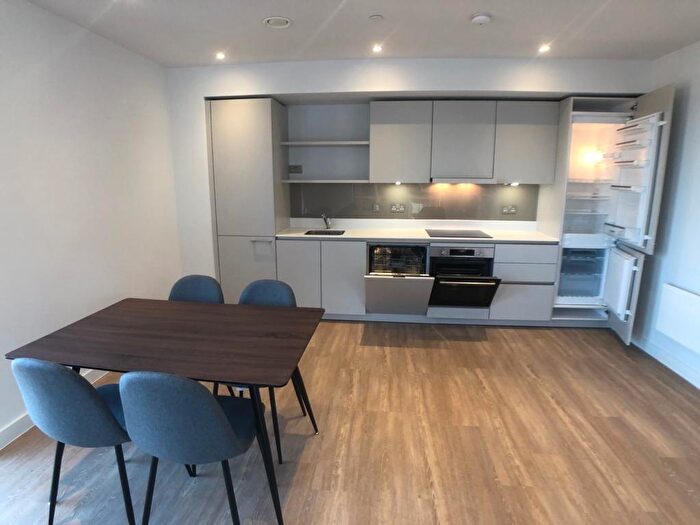 2 Bedroom Flat For Sale In Whitworth Street, Manchester, Greater Manchester, M1