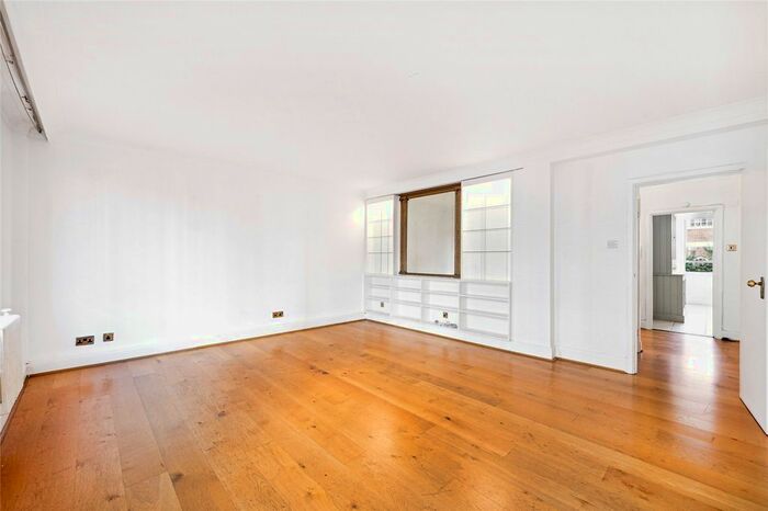 4 Bedroom Flat To Rent In Harley Street, London, W1G