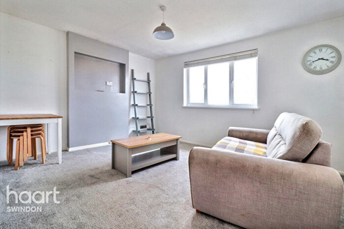 1 Bedroom Apartment To Rent In Rycote Close, Swindon, SN5