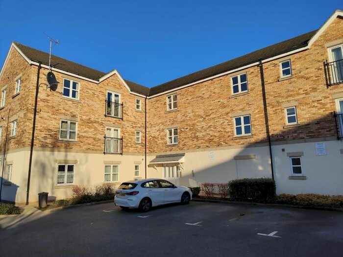 2 Bedroom Flat To Rent In Temple Court, Central Wakefield, WF1