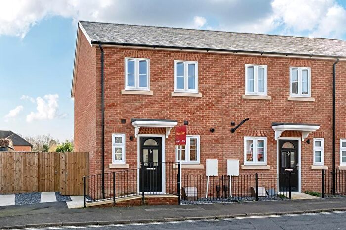 2 Bedroom End Terrace House For Sale In Hagbourne Road, Didcot, OX11