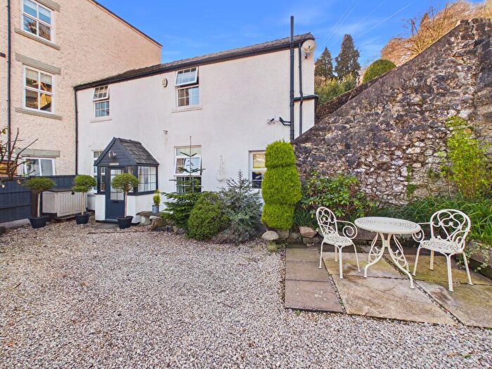 2 Bedroom Semi Detached House For Sale In Brunswood Road, Matlock Bath, DE4