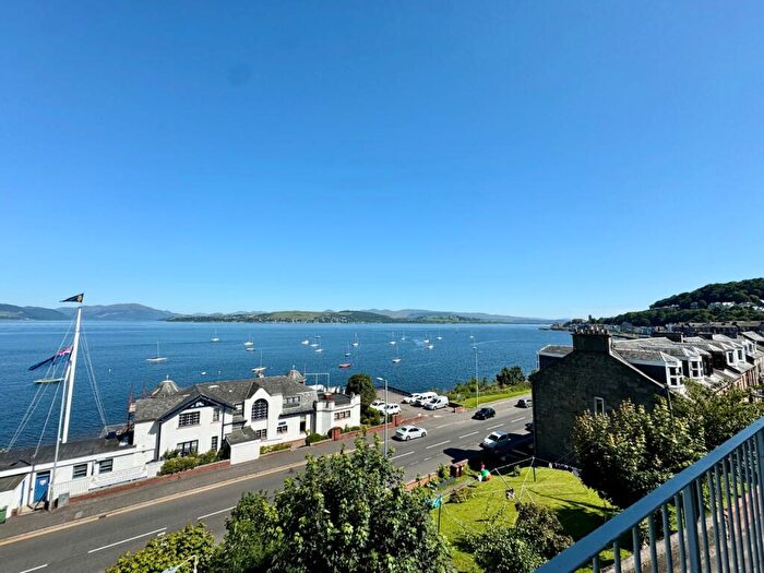 3 Bedroom Flat For Sale In Top Floor Flat, Victoria Road, Gourock, PA19