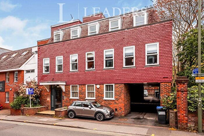 2 Bedroom Flat To Rent In Chertsey Street, Guildford, GU1