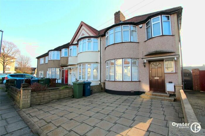 3 Bedroom Semi-Detached House To Rent In Cowbridge Road, Harrow, HA3