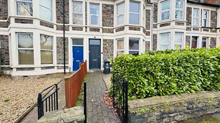 6 Bedroom Terraced House To Rent In Muller Road, Horfield, BS7