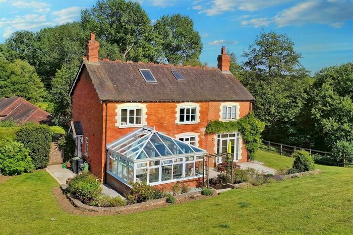 4 Bedroom Detached House For Sale In Bridport, DT6