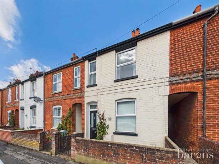 2 Bedroom Terraced House For Sale In George Street, Basingstoke, RG21