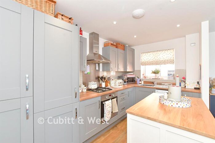 2 Bedroom Apartment For Sale In Richard Road, Chichester, West Sussex, PO19