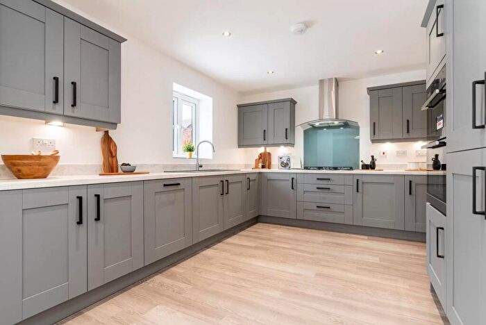 5 Bedroom Detached House For Sale In Field Farm, Stapleford, Stapleford, NG9