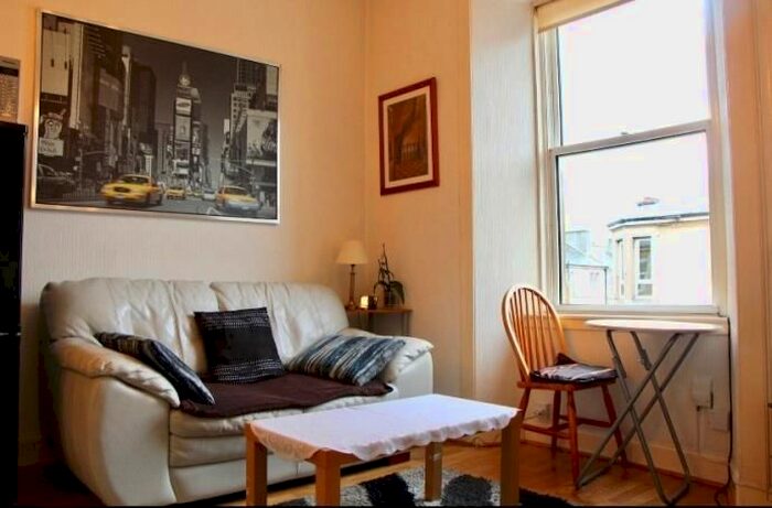1 Bedroom Flat To Rent In Fowler Terrace, Edinburgh, EH11