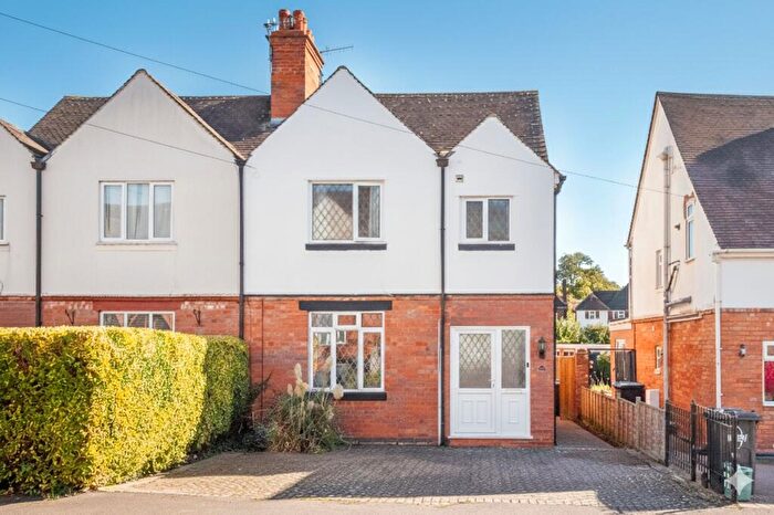 4 Bedroom Semi-Detached House For Sale In Percy Street, Stratford-Upon-Avon, CV37