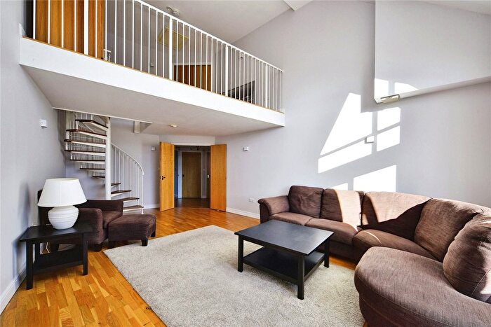 2 Bedroom Flat For Sale In St. Peters Street, Maidstone, Kent, ME16