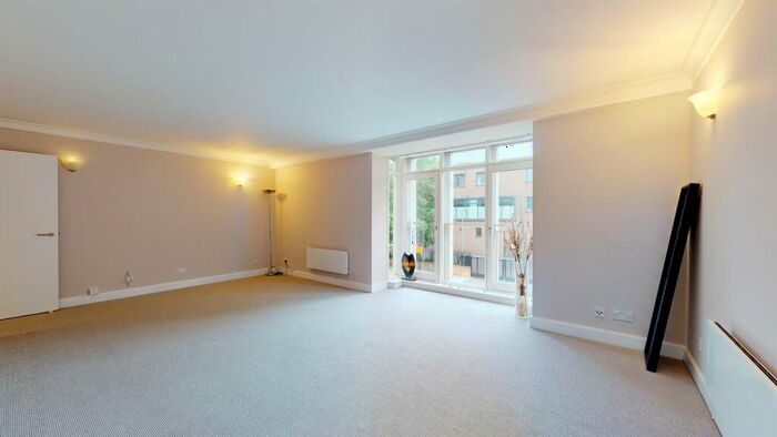 2 Bedroom Flat To Rent In Marlborough Hill, St Johns Wood, NW8