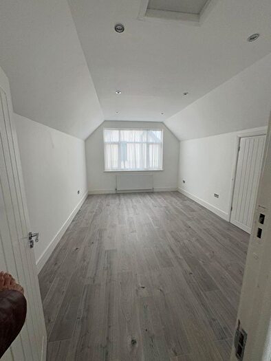 3 Bedroom Detached Bungalow To Rent In Marlborough Drive, Clayhall, Ilford, IG5