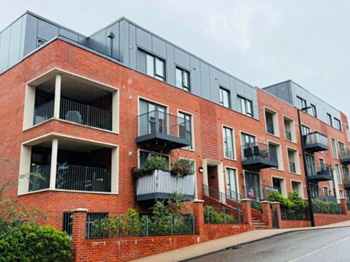 2 Bedroom Flat To Rent In Suffield Lodge, High Wycombe, HP11