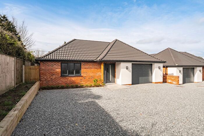 4 Bedroom Detached Bungalow For Sale In Cotmer Road, Oulton Broad, NR33