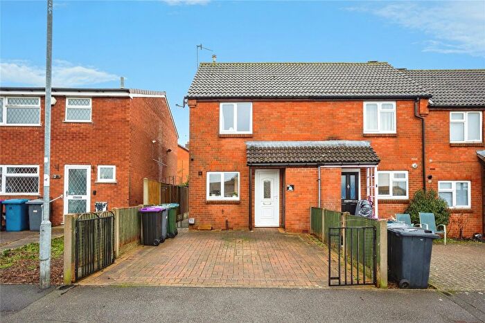 2 Bedroom Town House For Sale In Eastmoor, Nottingham, Nottinghamshire, NG12