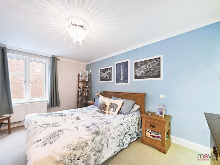 2 Bedroom Apartment For Sale In St. Georges Place, Cheltenham, GL50