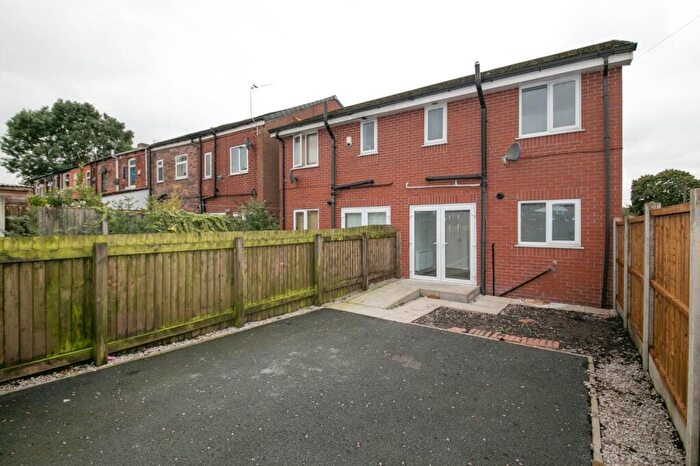 3 Bedroom Property To Rent In Ash Street, Tyldesley, M29