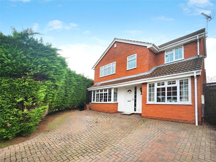 4 Bedroom Detached House For Sale In Dickens Close, Galley Common, Nuneaton, Warwickshire, CV10