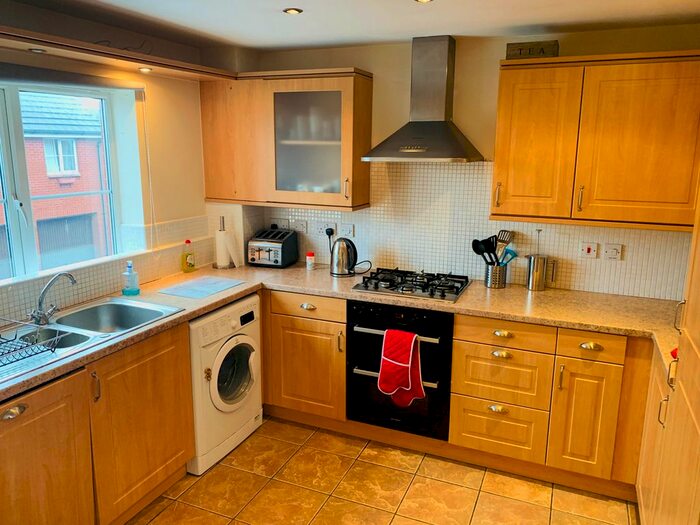 2 Bedroom Property To Rent In Filton Avenue, Horfield, Bristol, BS7