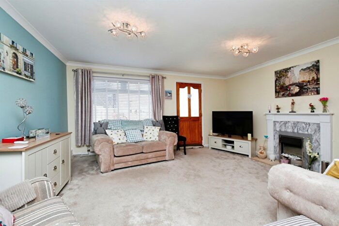 3 Bedroom End Of Terrace House For Sale In Goodwin Walk, Hartlepool, TS24