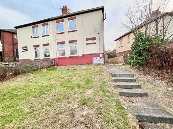 3 Bedroom Semi Detached House To Rent In Denton View, Blaydon, NE21