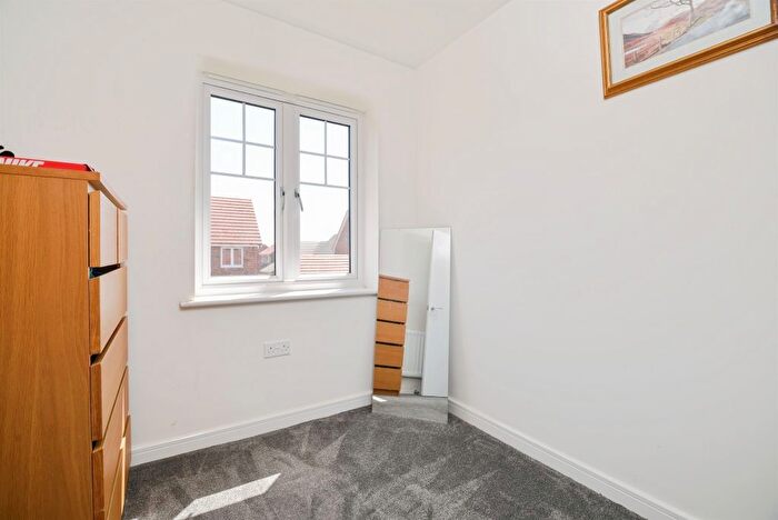 3 Bedroom End Of Terrace House For Sale In Hay Close, Stockton-On-Tees, TS19