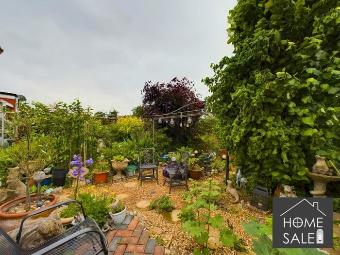 2 Bedroom Bungalow For Sale In Parsons Road, Irchester, NN29
