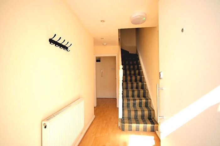 6 Bedroom Property To Rent In Fernbank Avenue, Wembley, Middlesex, HA0