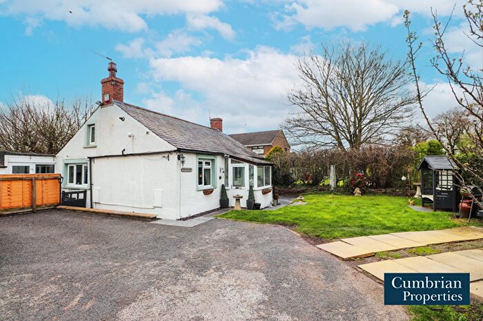 2 Bedroom Detached Bungalow For Sale In Corby Hill, Carlisle, CA4