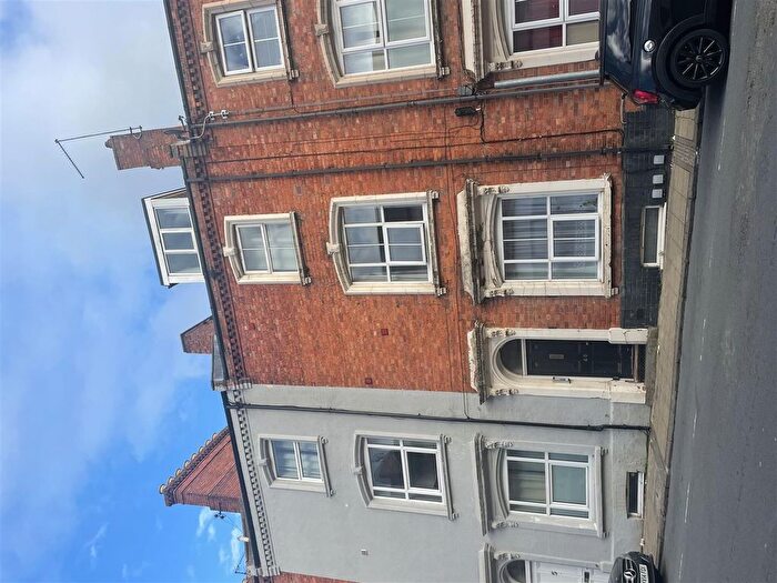 1 Bedroom Property To Rent In Hazelwood Road, Northampton, NN1