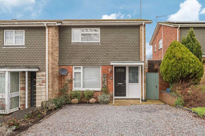 2 Bedroom House For Sale In Old Farm Road, Poole, BH15