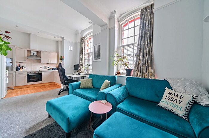 1 Bedroom Flat For Sale In Serotine Close, Knowle, Fareham, Hampshire, PO17