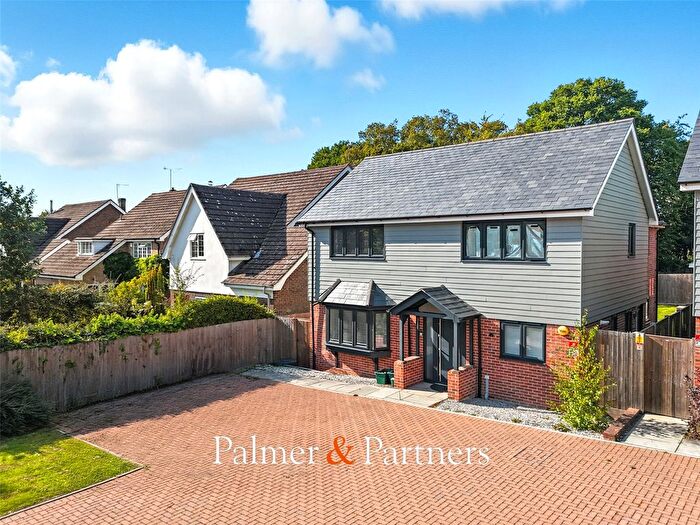 4 Bedroom Detached House For Sale In Finch Way, Colchester, Essex, CO4