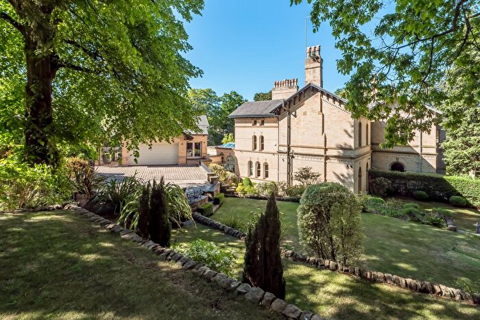 5 Bedroom Semi Detached House For Sale In Tempest Road, Alderley Edge, Cheshire, SK9